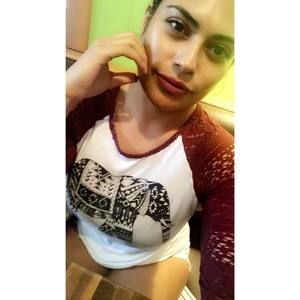 Meet your Posher, Claire